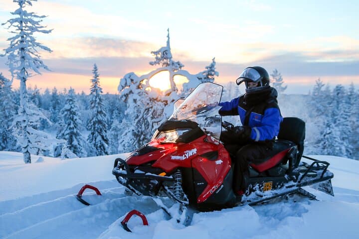 Snowmobile Adventure with Ice Fishing in Ylläs 2