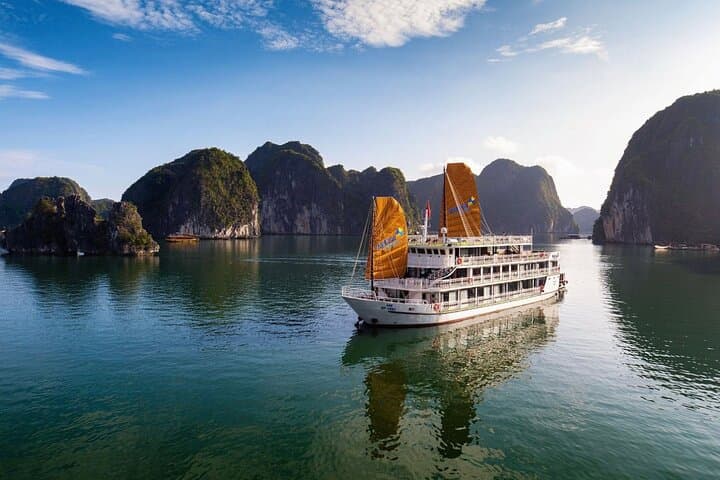 Halong Bay 2 Days-1 Night with 5 Star included transfer & pick up 4