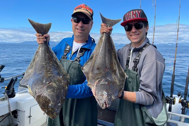 Ketchikan Halibut Hunt Fishing Adventure & Wildlife - Top Rated  3