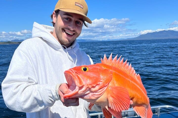 Private Ketchikan Fishing Combo & Whale Watching/ Wildlife 5 HR 5