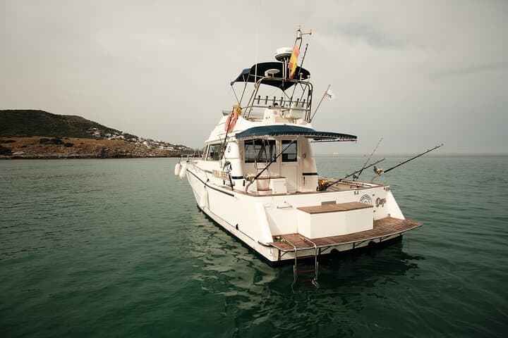 Fishing in the Strait of Gibraltar 3