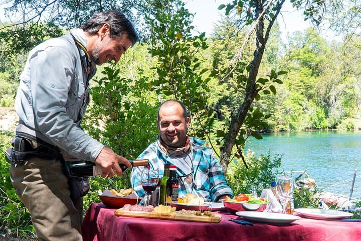 Fly Fishing Trips & Guide Service in Bariloche 4