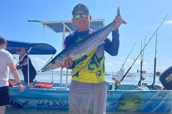 3 Hours Private Sport Fishing in Costa Maya 5