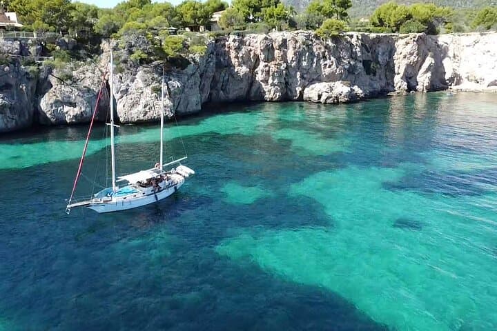 Family Sailing Adventure: Connect with Nature and Each Other 5