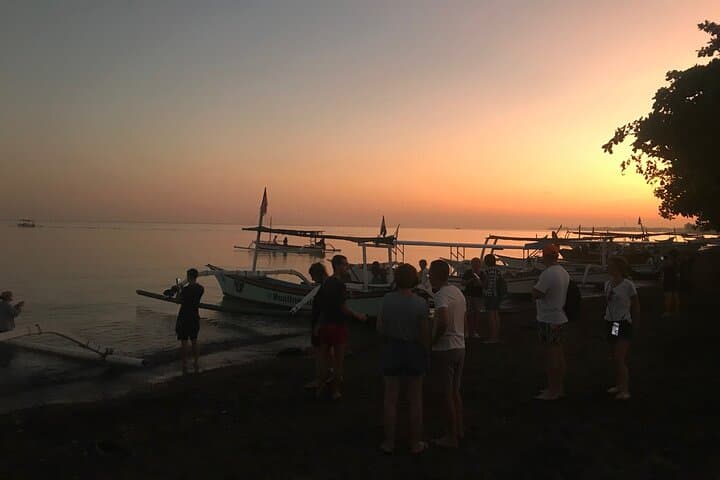 Lovina Family Adventure Dolphins, Sunrise and Fun Fishing  2