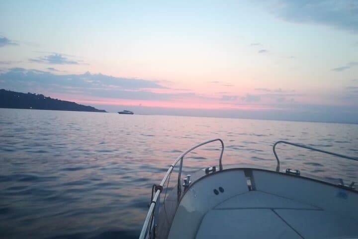 Private Sunset Fishing Experience in Sorrento 5