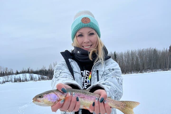 Fairbanks Ice Fishing with Transportation 5
