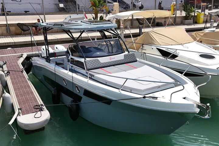 Explore Maltese Hidden Gems Along the Coastline 