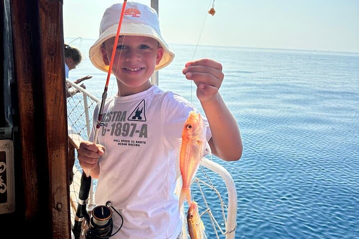 Antalya Fishing with Breakfast & Lunch & Soft Drinks & Transfer 2
