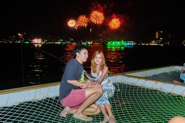 Exclusive Squid Fishing on Chic Floating Café from Pattaya 3