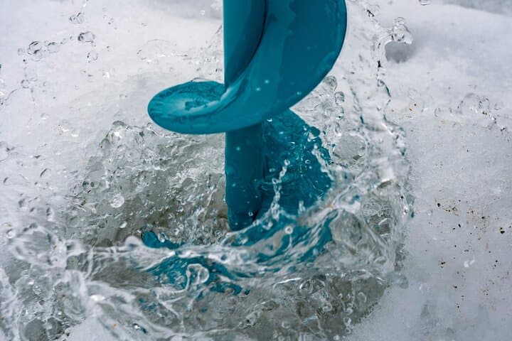 Ice Fishing in a small group with snowshoeing and salmon soup 5