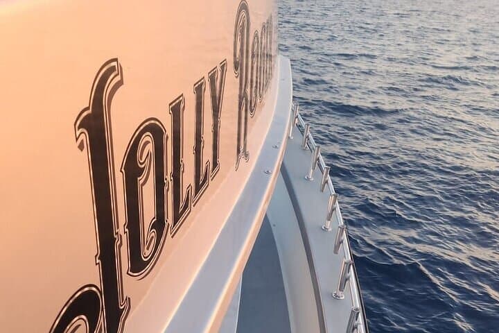 Jolly Roger Reef Fishing Experience 4