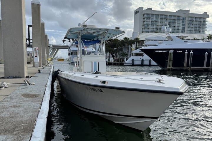 Miami Private Deep Sea Fishing Charter 4 hours 5