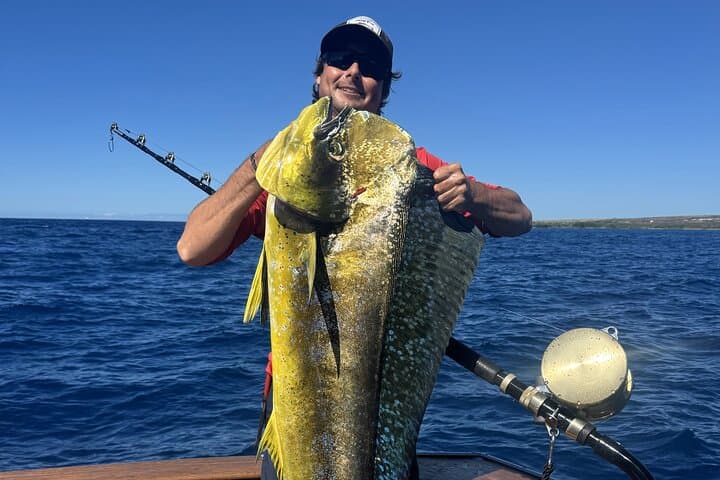 Aventure de pêche en haute mer de luxe à Kona, Hawaï à bord de Bite Me 5 - Photo 2
