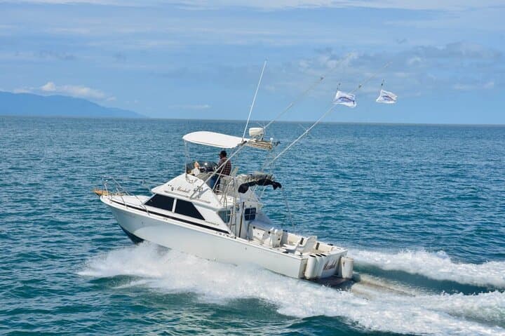 Private Fishing Charter in Puerto Vallarta for up to 6 people