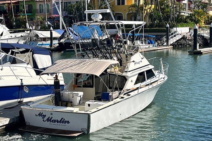 Private Fishing Charter in Puerto Vallarta for up to 6 people 3