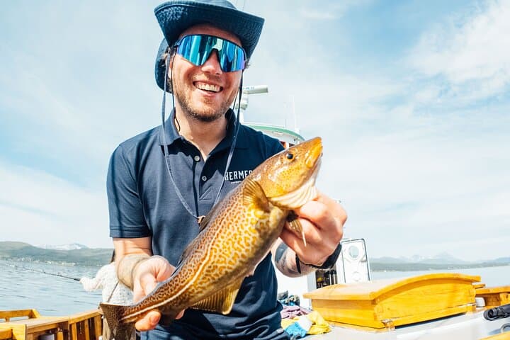 A Taste of Coastal Traditions  5