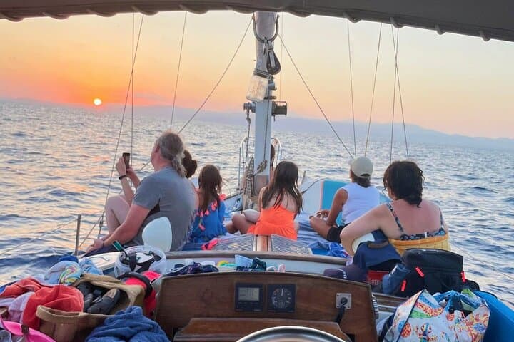 Family Sailing Adventure: Connect with Nature and Each Other