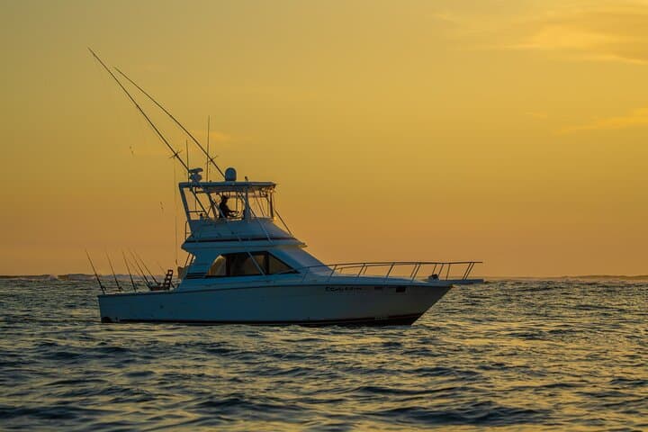 Private Boat Trip with Snorkeling and Sunset