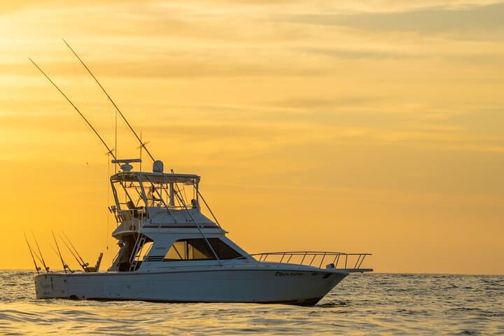 Private Boat Trip with Snorkeling and Sunset 4