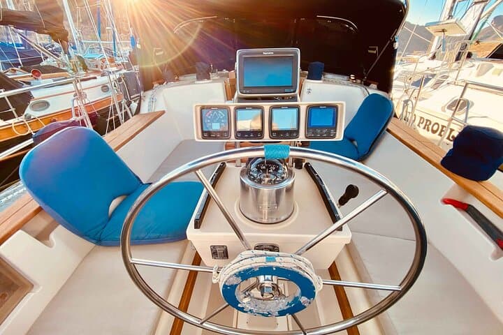 Otaru Private Yacht Adventure Cruising Experience