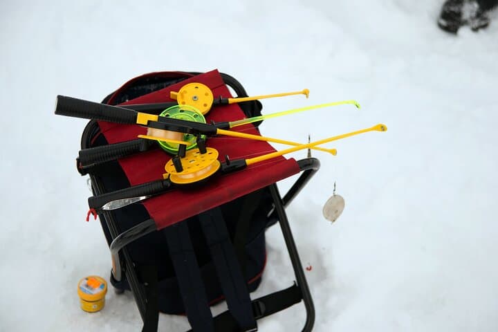 Small Group Ice Fishing Experience at The Frozen Lake 3