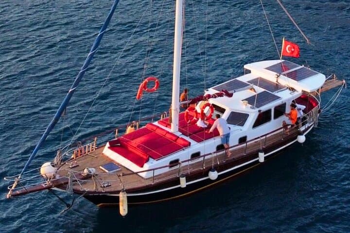 Private Boat Experience in Bodrum Coast with Snorkeling and Coves