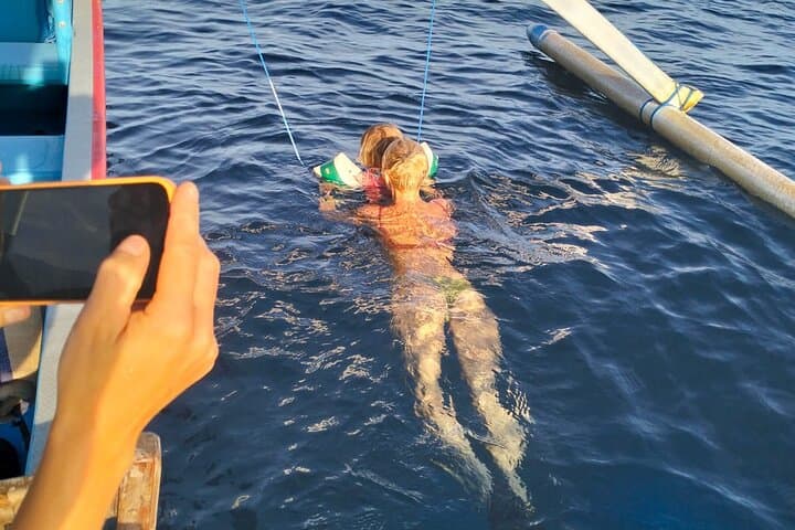 Lovina Family Adventure Dolphins, Sunrise and Fun Fishing 