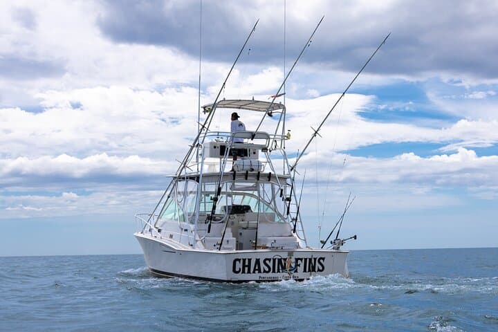 Deep Sea Fishing Private Charter in Tamarindo - 35' Cabo Express 3