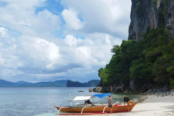 El Nido Palawan fishing with local Fisherman with lunch 4