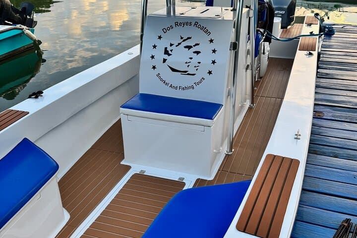 Half Day Fishing Adventure in Roatan Dos Reyes Roatan Charter 2