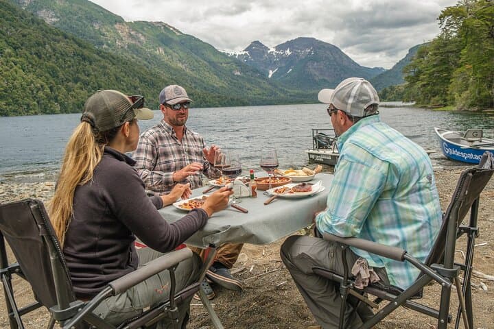 Fly Fishing Guided Activity in Bariloche 5