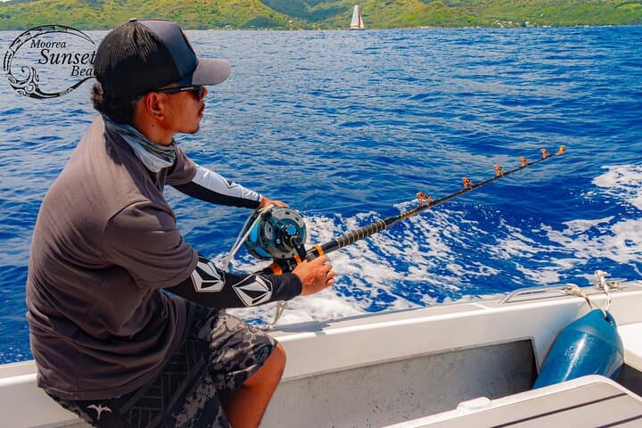 Polynesian Fishing – Half-Day Immersion in Moorea 4