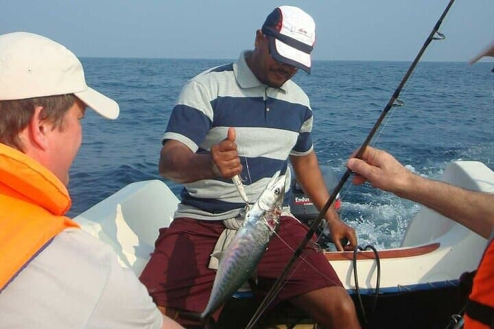Deep Sea Fishing Tour in Trincomalee 2