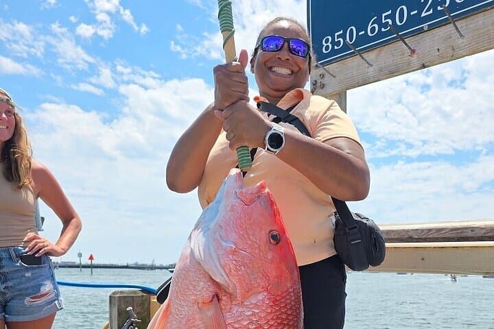6 Hour Family Friendly Party Boat Fishing in Destin 4