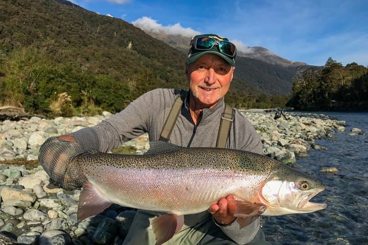 Expert Fly Fishing Adventures with Matt Butler from Te Anau 2