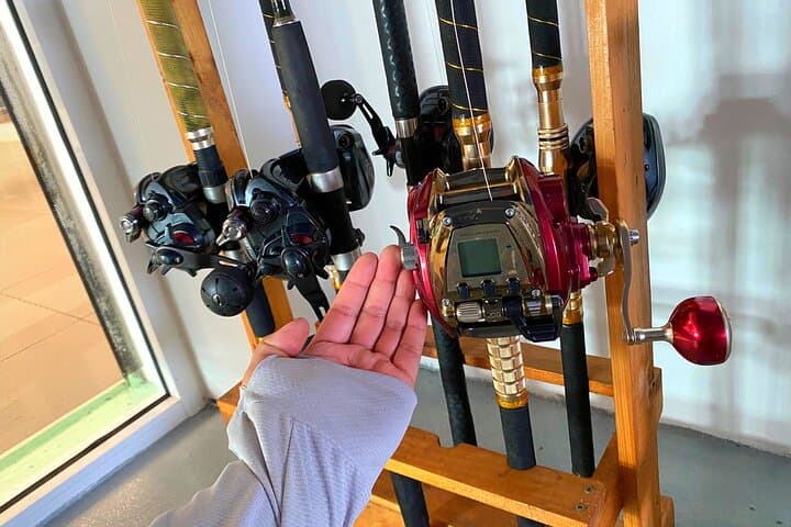 Semporna: Shallow or Deep Sea Fishing Tours with Guide 5