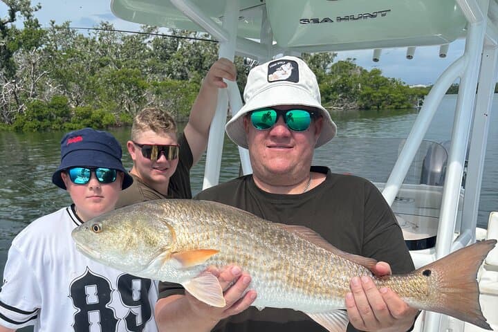6 Hour Inshore Fishing and Island Relaxation Trip 3