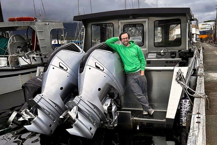 Private Alaska Salmon Fishing—Up to 6 Guests, Priced by Group 5