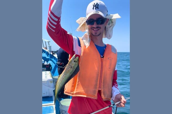 Tokyo Fishing Adventure with Fresh Catch Cuisine 4
