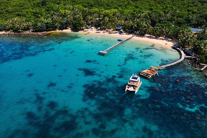 Phu Quoc Exclusive Luxury Yacht Tour with Tropical Water Sports 3