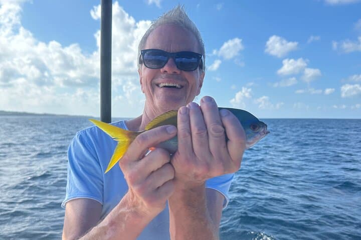 Fishing experience on a private small boat on Ishigaki Island - Meet empty-handed!Fish.Let's eat.~ 【Half day course】 2