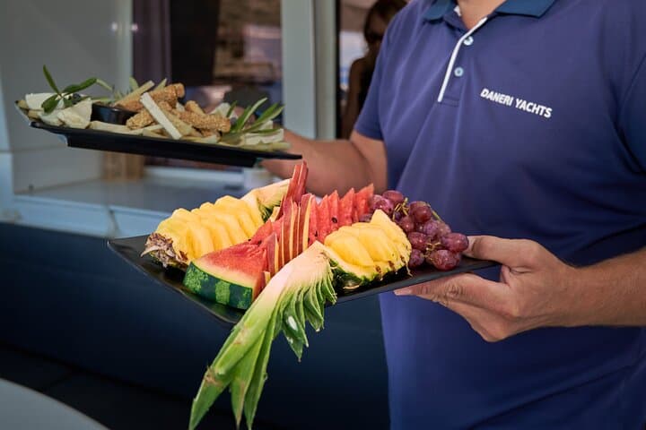 Heraklion: Sunset Luxury Cruise with Sushi and Open Bar 4