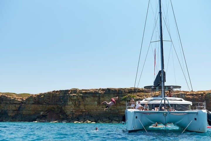 Rethymno Catamaran Cruise: Healthy Lunch & Open Bar