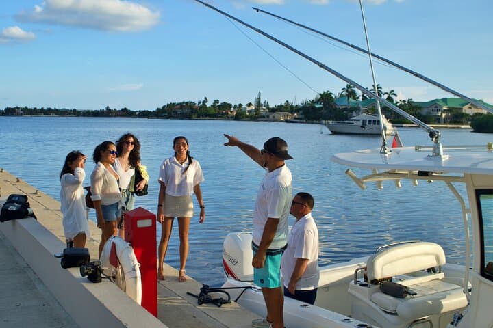 Reef Fishing Adventure Over Coral Reefs 2