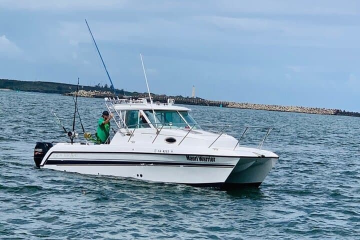 26 Foot Glacier Bay 6 Hour Charter 4