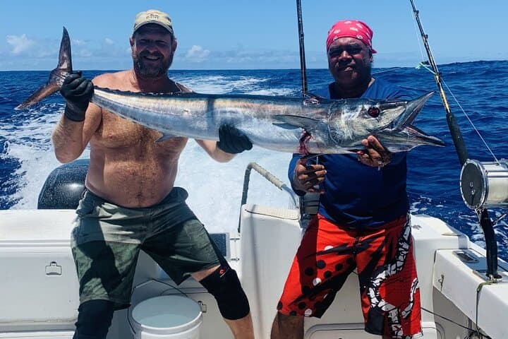 26 Foot Glacier Bay 6 Hour Charter 5