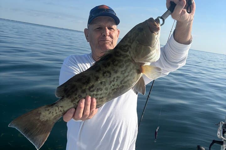 Aventure de pêche privée dans la vibrante baie de Tampa - Photo 3