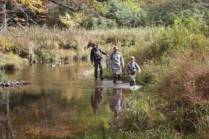 Aventure de pêche à la mouche guidée d'une journée complète pour 3 pêcheurs - Photo 2
