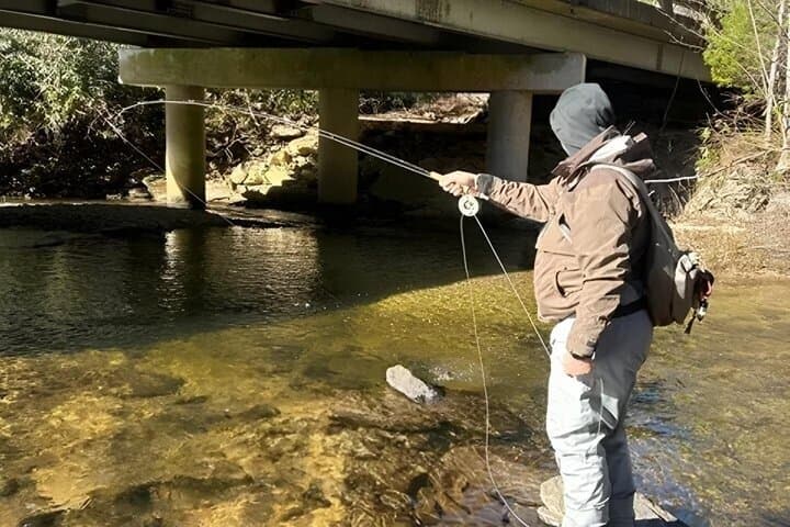 Aventure de pêche à la mouche guidée d'une journée complète pour 3 pêcheurs - Photo 3